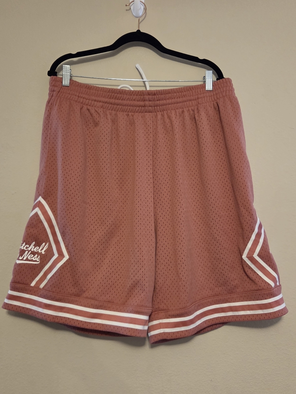Mitchell & Ness Men's Basketball Shorts XXL Pink Salmon Spellout